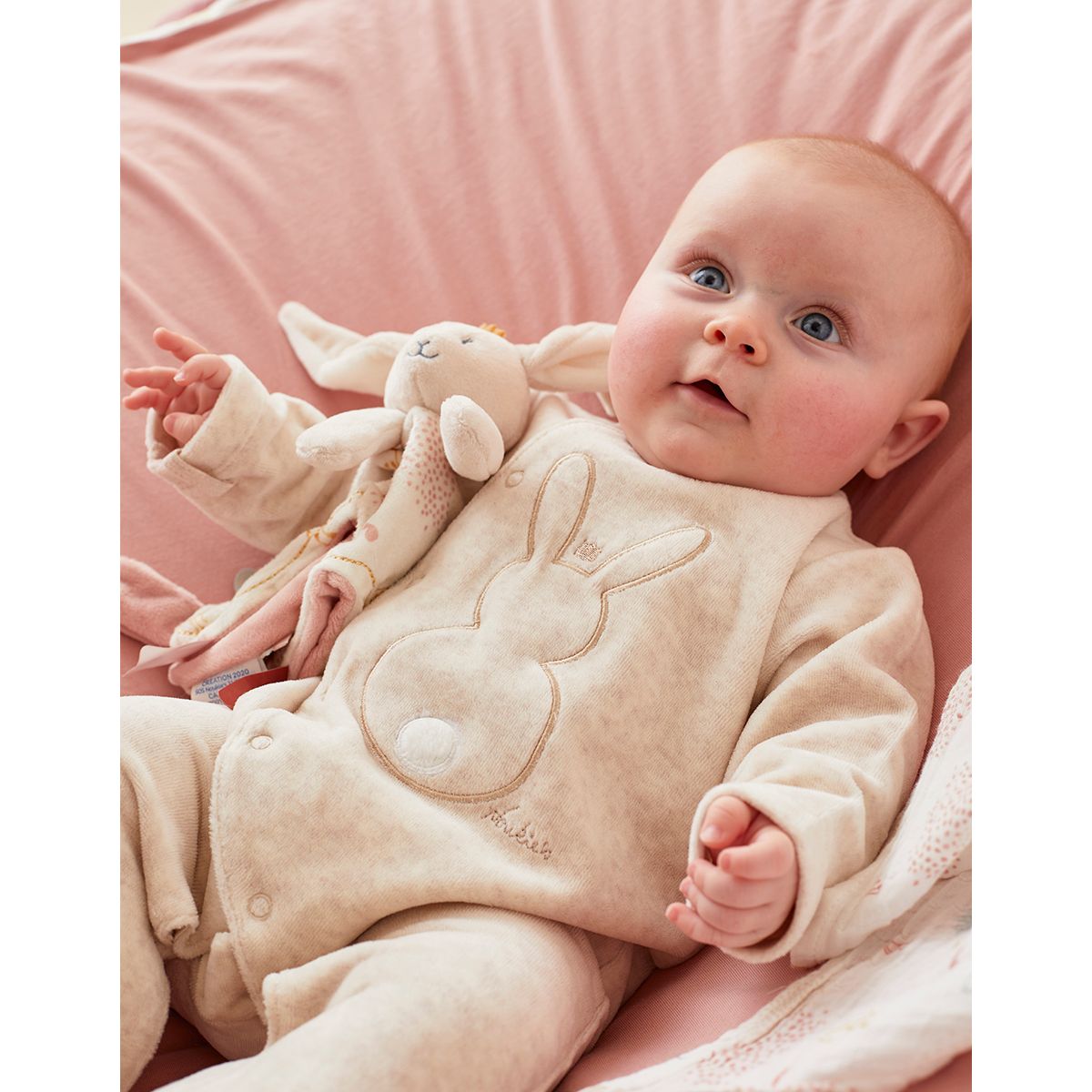 Pyjama bébé fille en velours avec motif lapin gris clair