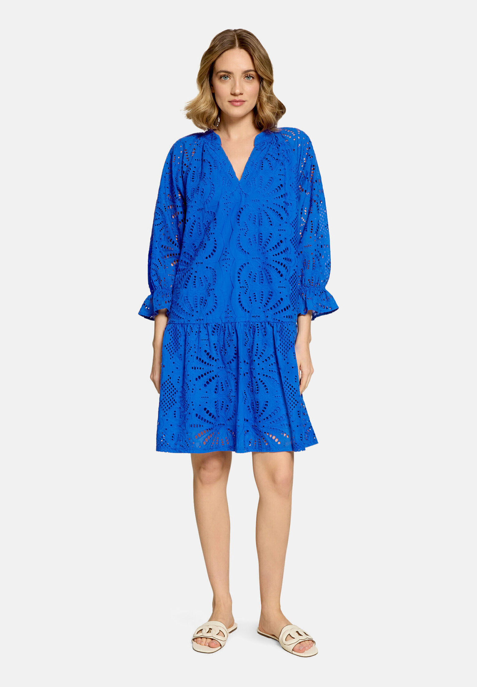 Robe à volants à manches 3/4, BETTY BARCLAY