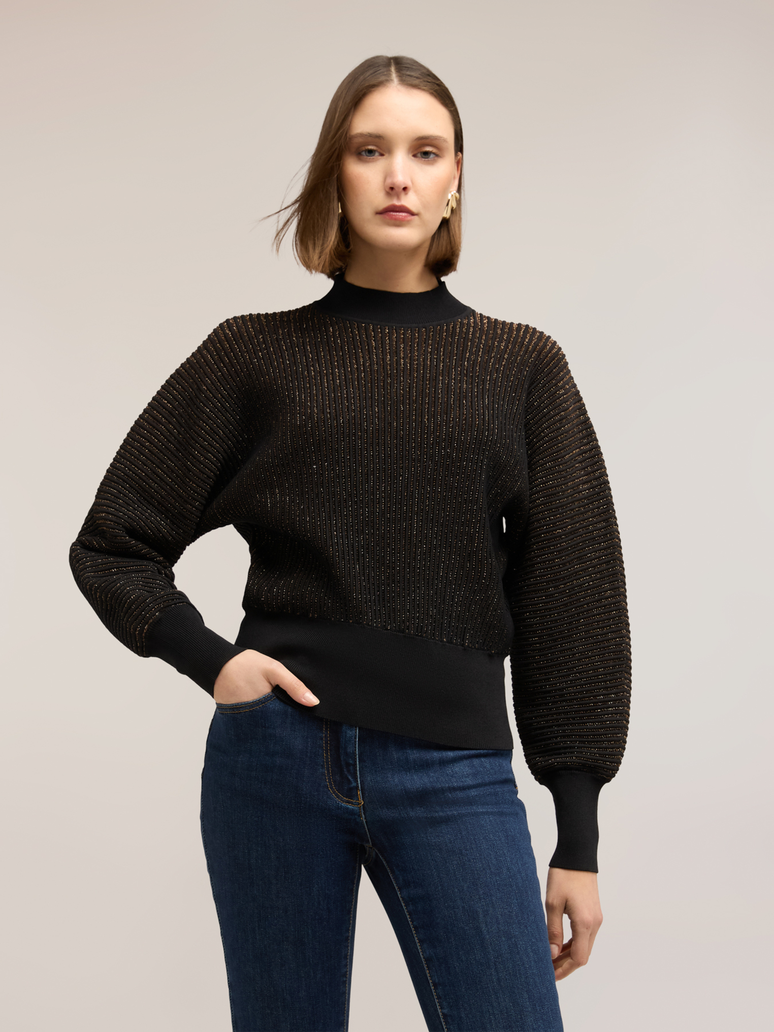 Pull col roulé côtelé en fil laminé, MOTIVI