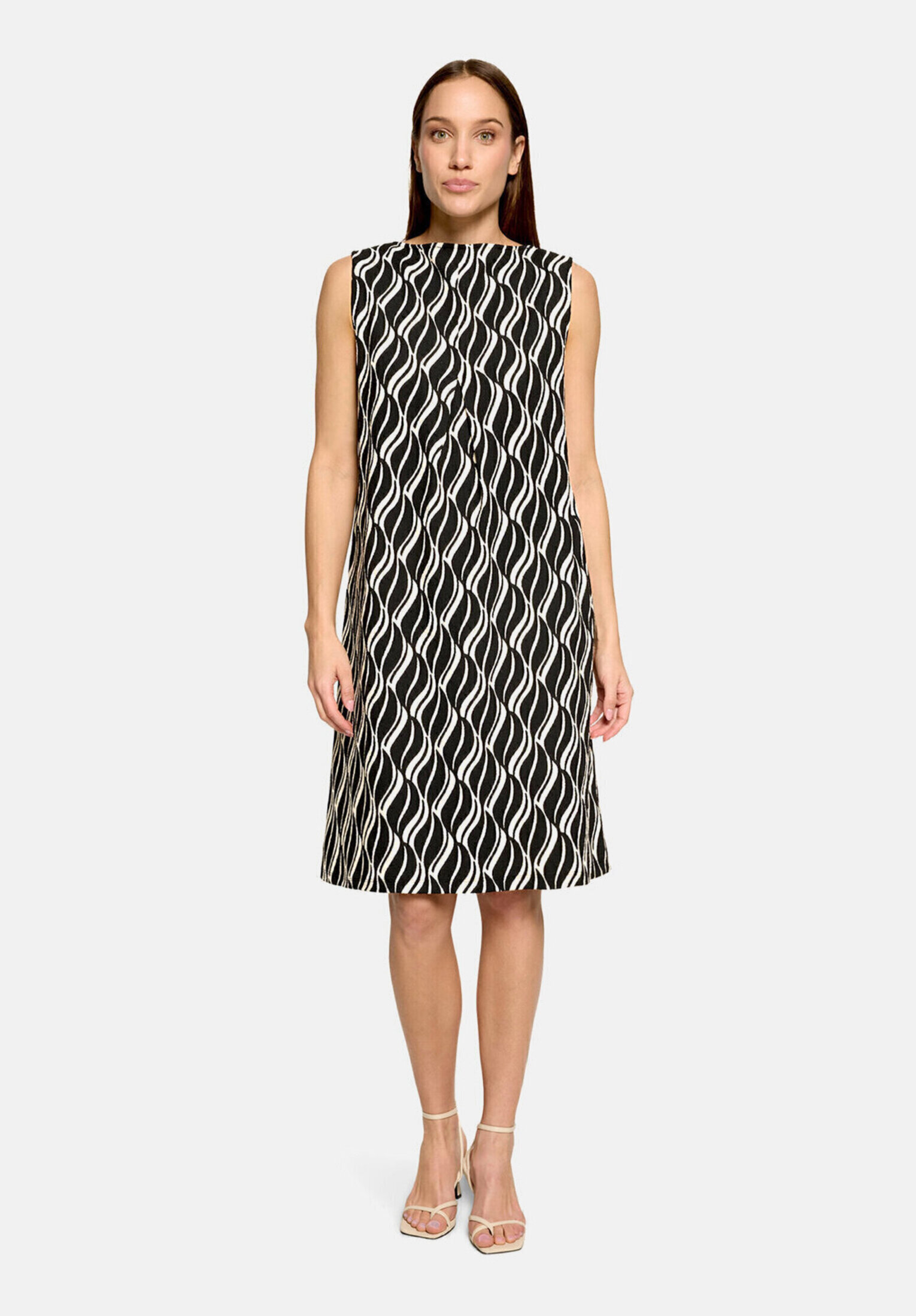 Robe détente sans manches, BETTY BARCLAY