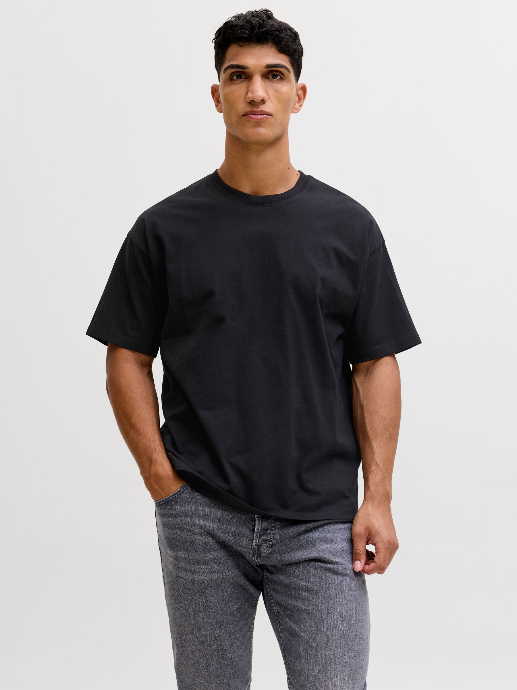 T-Shirt, aprel