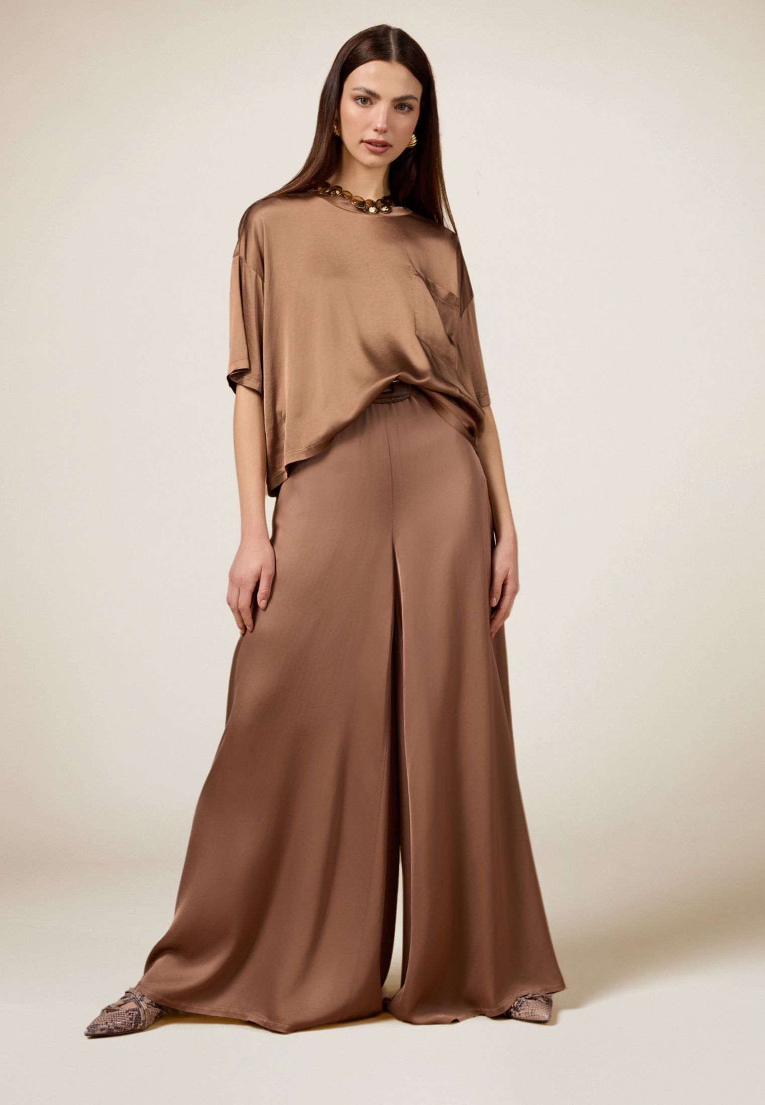 Pantalon palazzo en satin, OLTRE