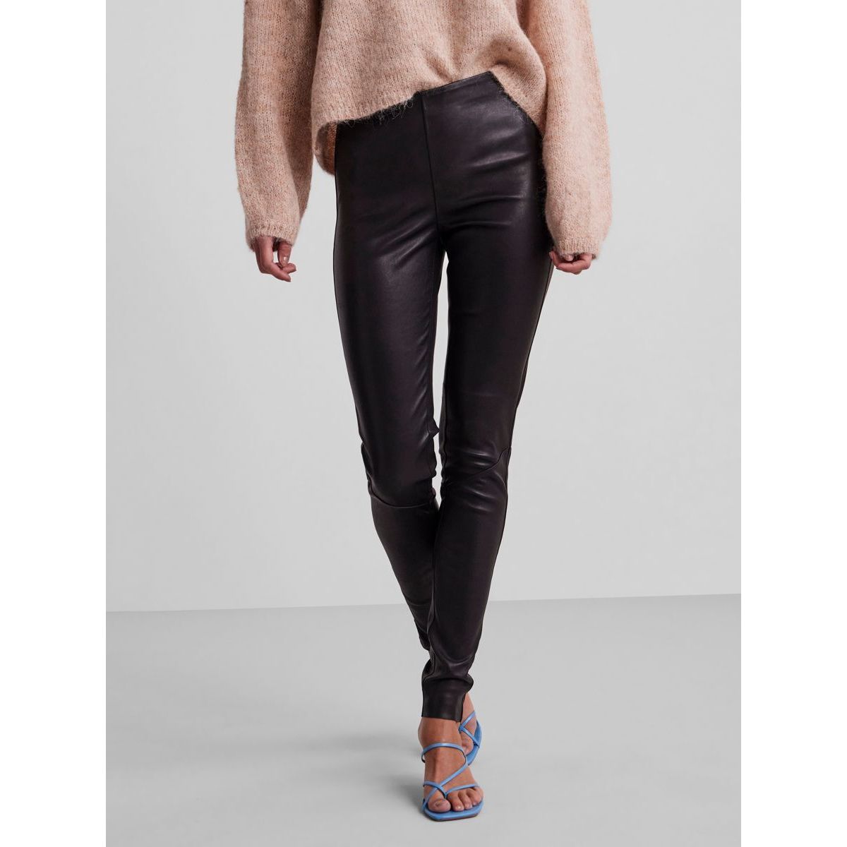 Pantalon Droit Femme YMAYABA Noir Taille 38 - Polyester, Longueur 79 Cm - Occasion Très Bon état