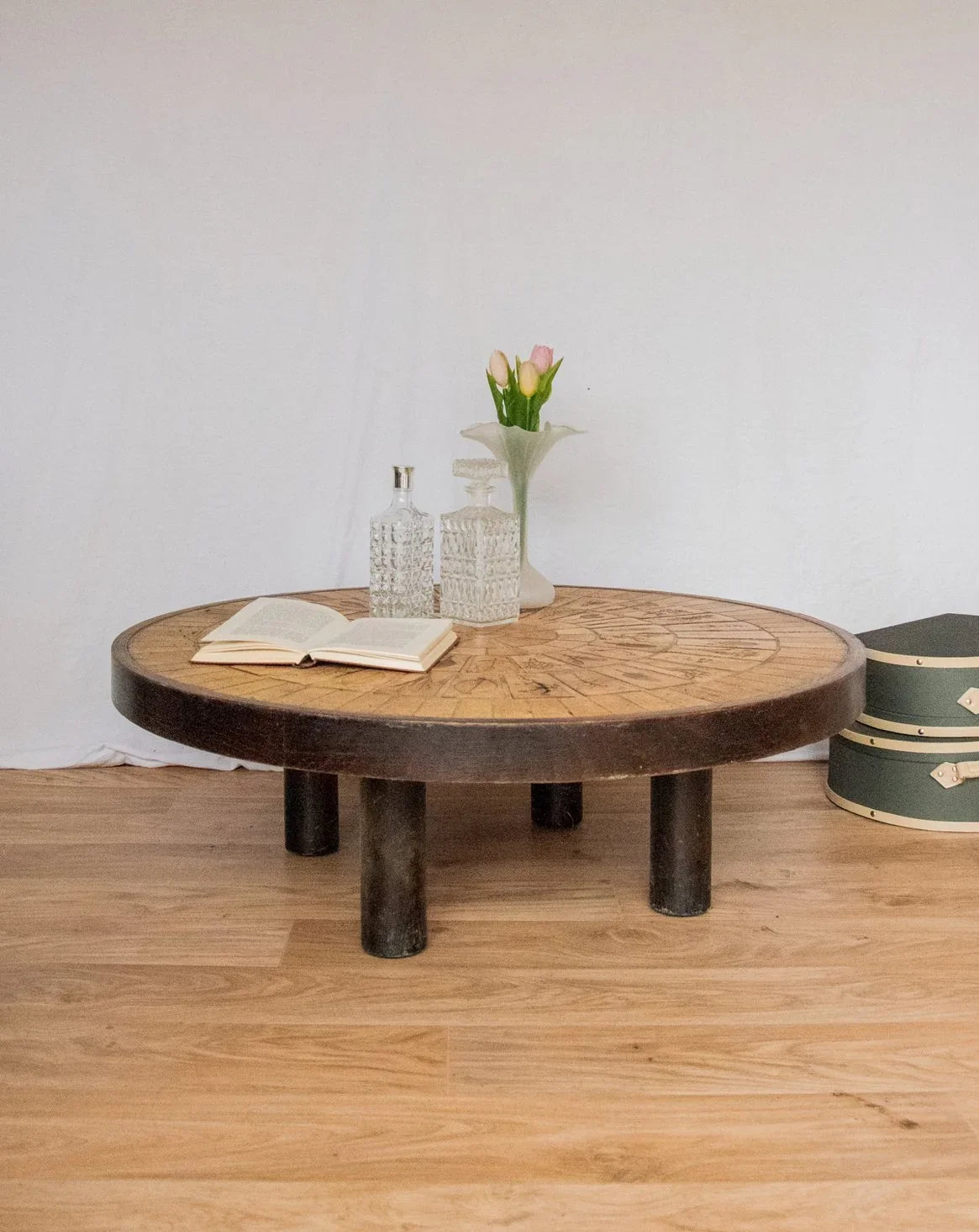 Table basse en céramique Léonie N°389 - Bon état, DEBONGOUT