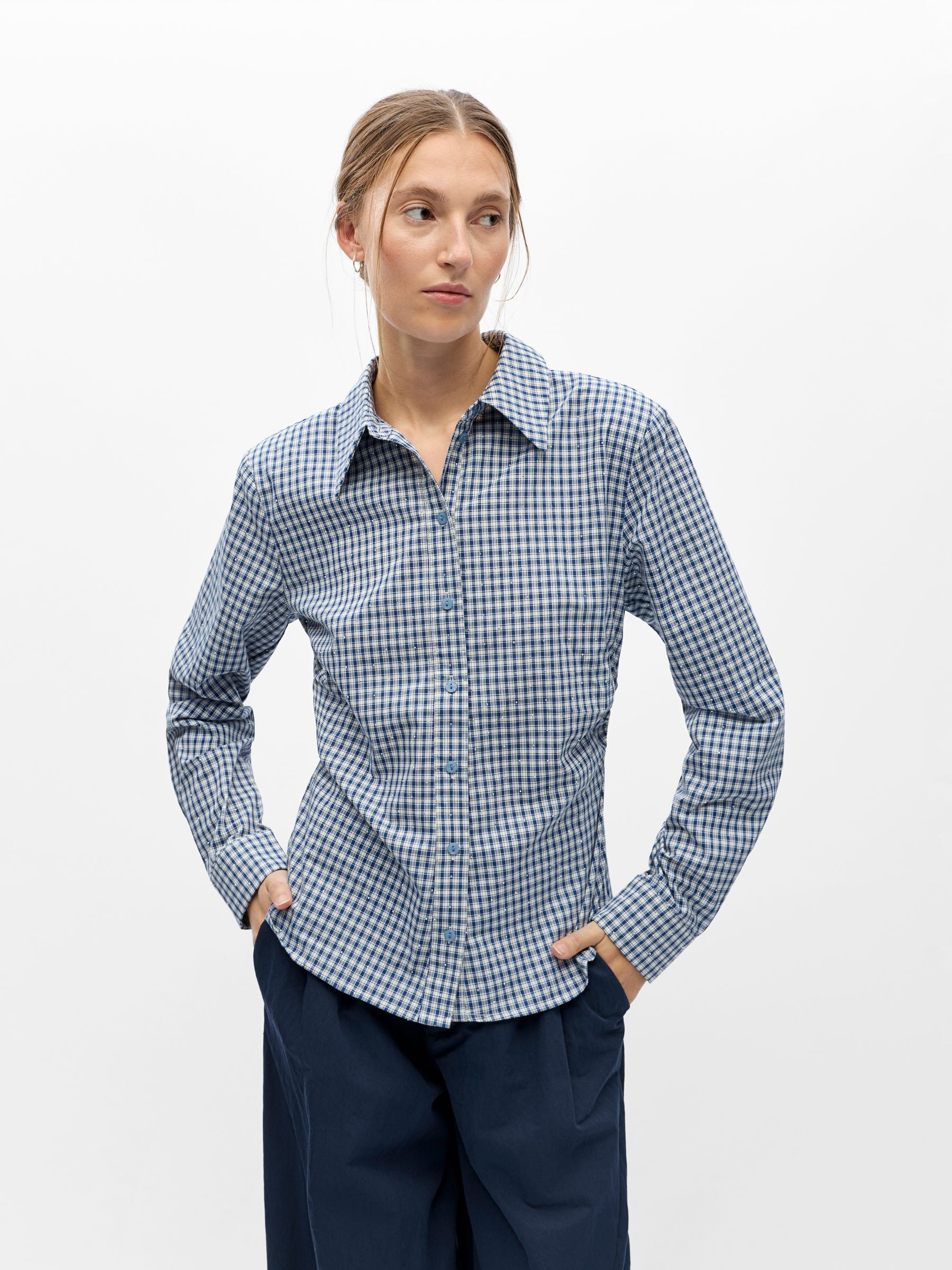 Chemise, OBJECT