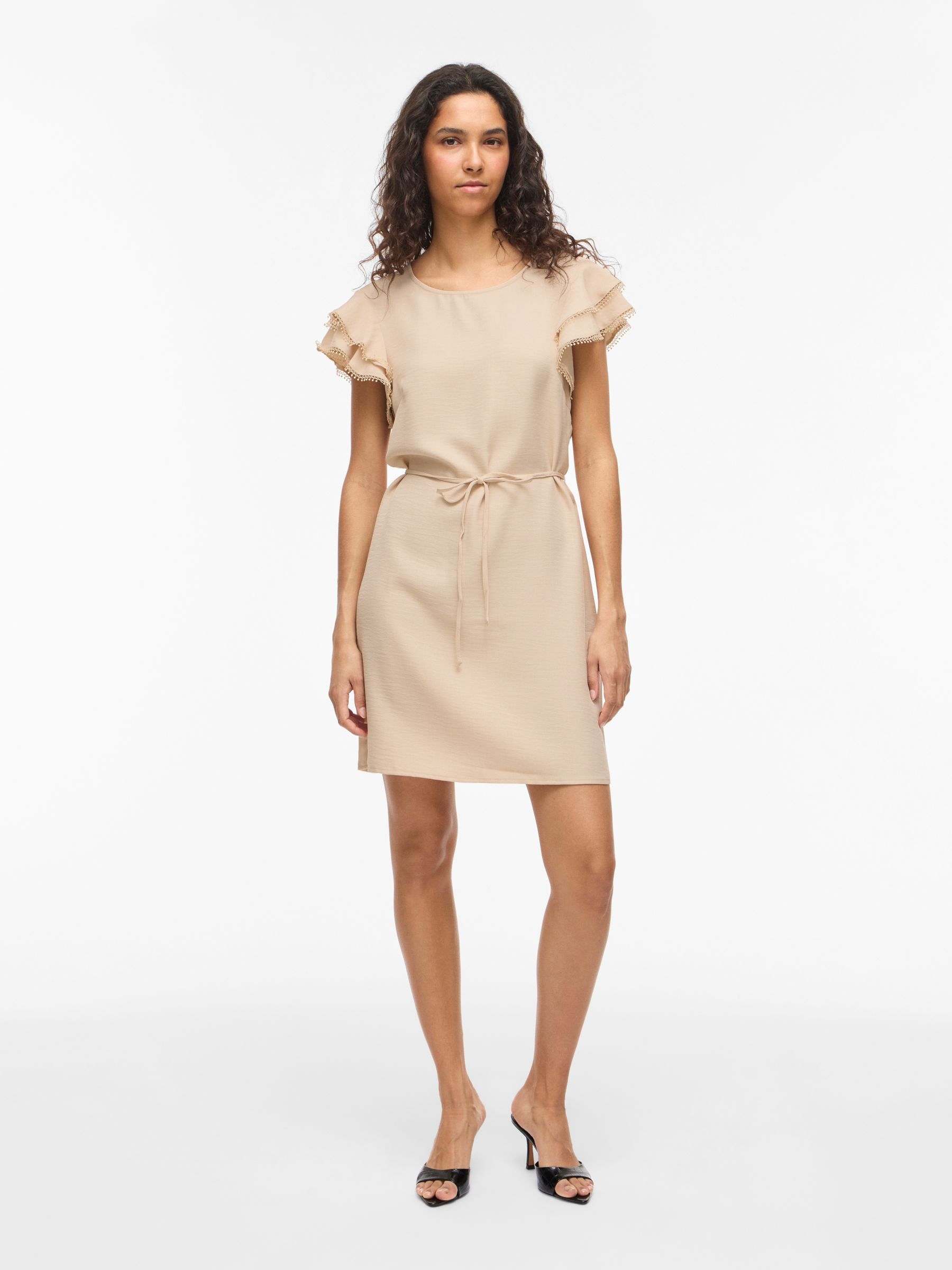 Robe Courte, VILA