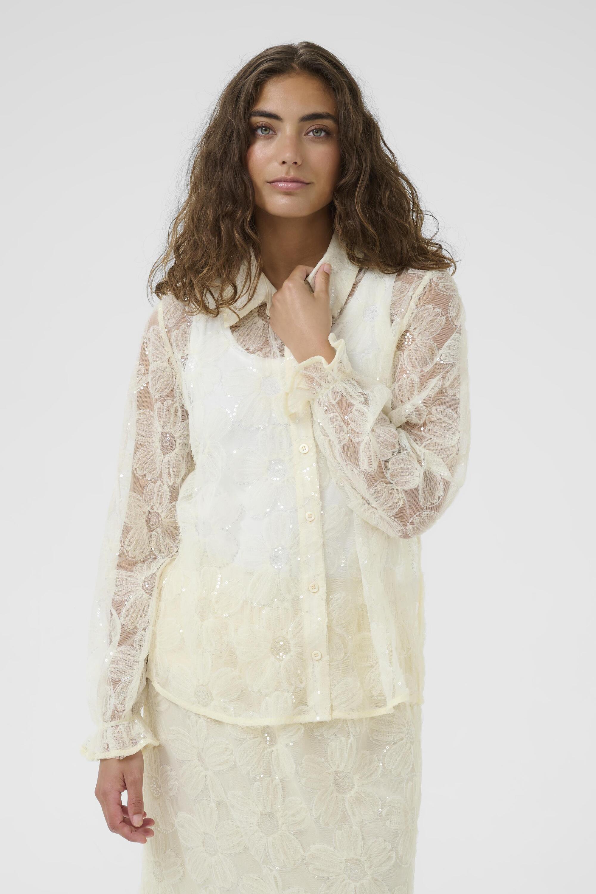 Chemise à manches longues, CULTURE