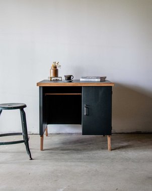 Bureau noir en bois Yvan N°111 - Bon état DEBONGOUT