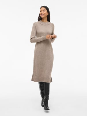 Vestido-camisola midi, em malha fina, gola subida VILA