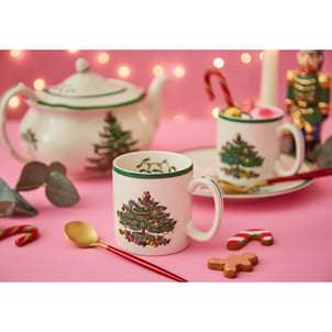 Set of 4 Christmas Tree Mugs SPODE