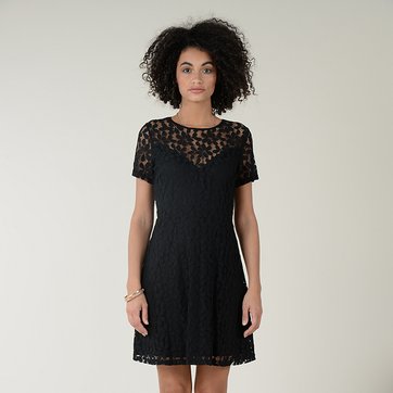 robe noire guipure