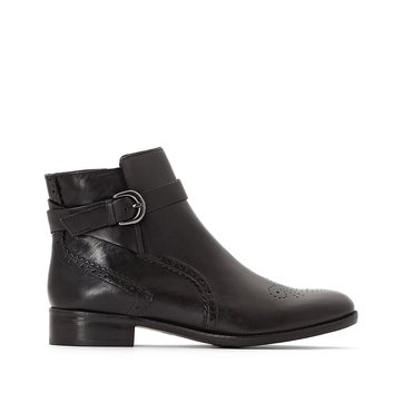 clarks wide fitting boots
