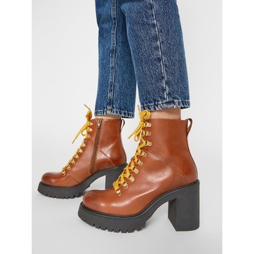bottines a lacet a talon