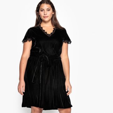 Vestido semilargo estilo patinadora aterciopelado, detalles de encaje CASTALUNA