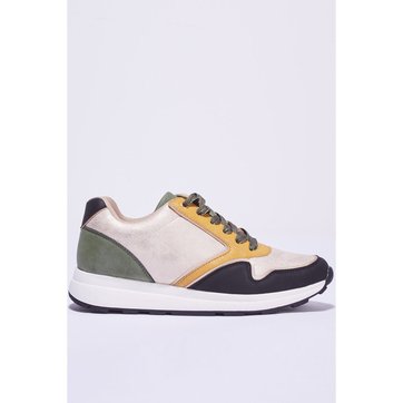 chaussures dorées plates