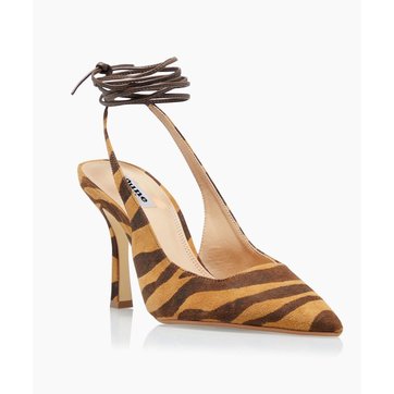 chaussure avec lacet cheville