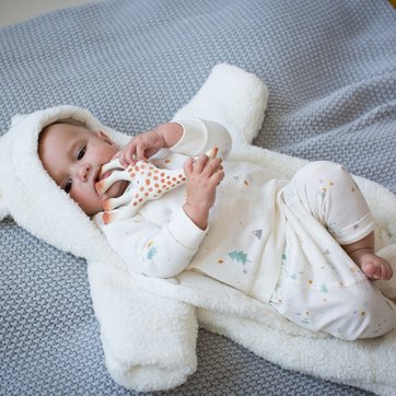 1 mois de naissance 1 mois de naissance