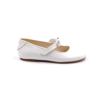 chaussure blanche fille