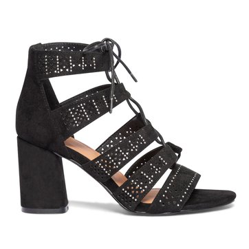 sandales noires cloutées