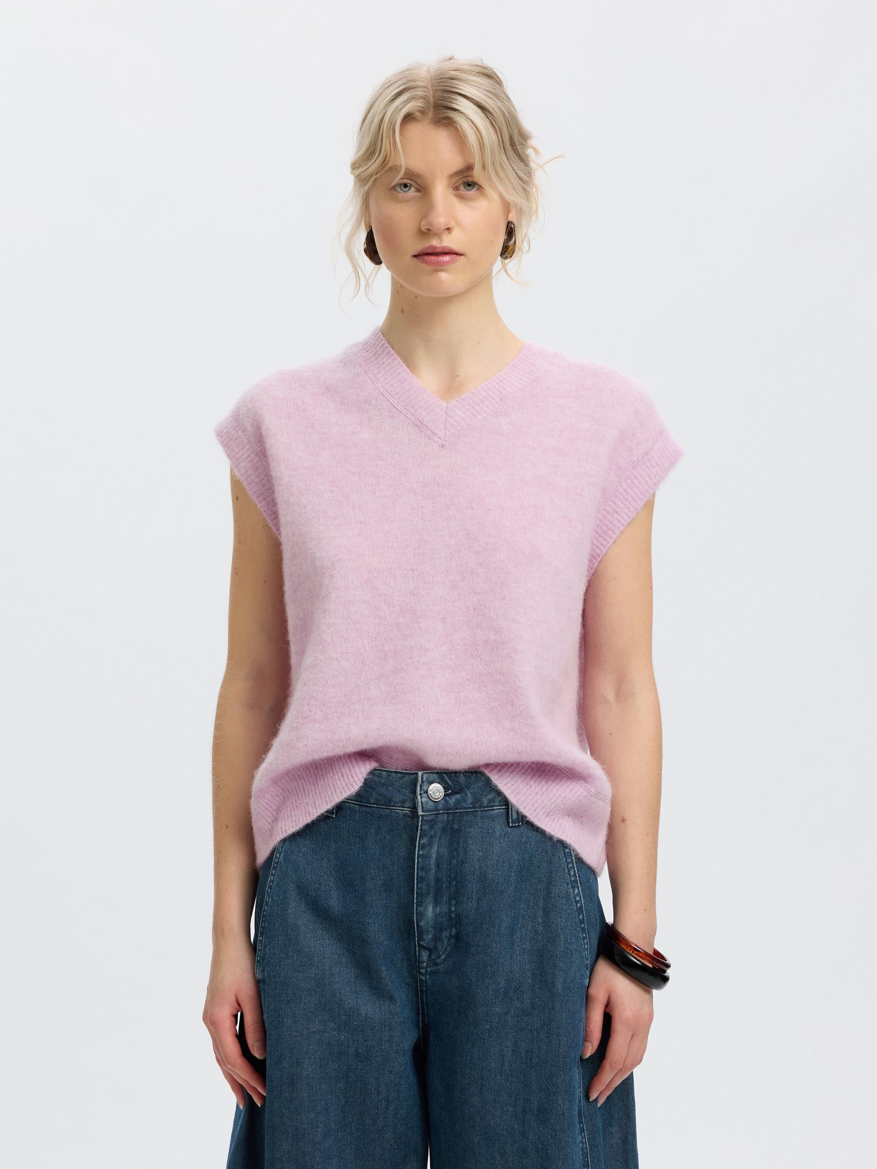 Gilet Tricoté, SELECTED