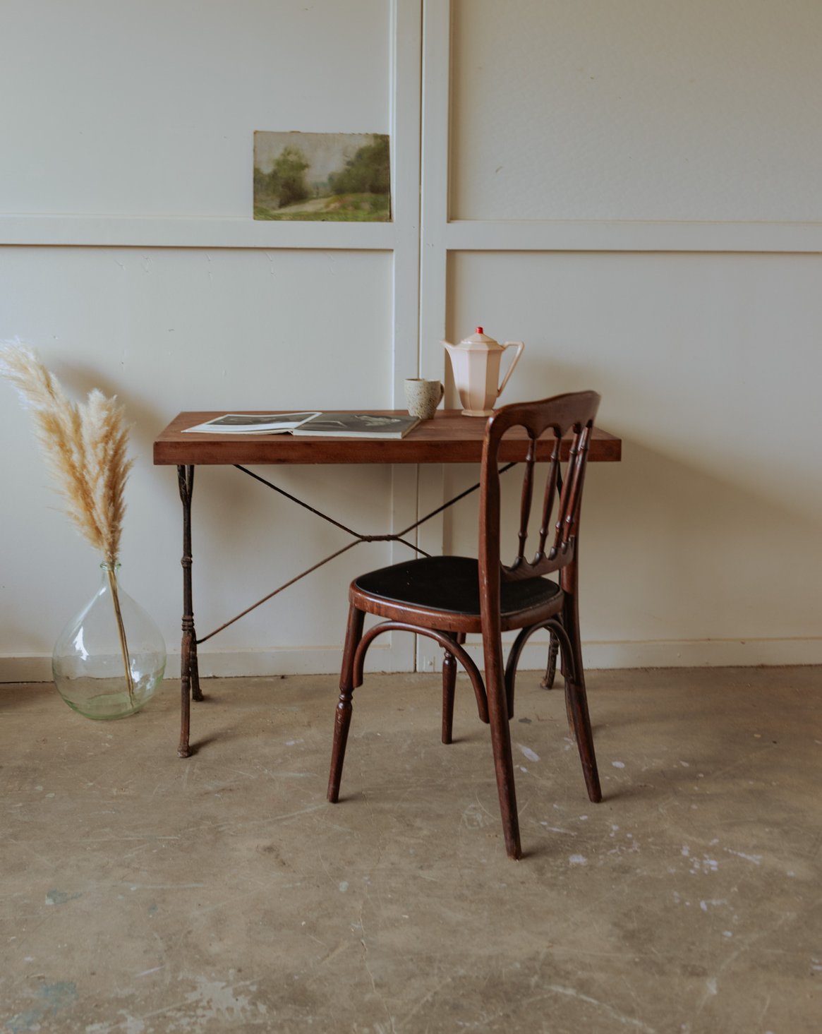 Table à manger bistro en bois et fonte Denise N°104 - Bon état, DEBONGOUT