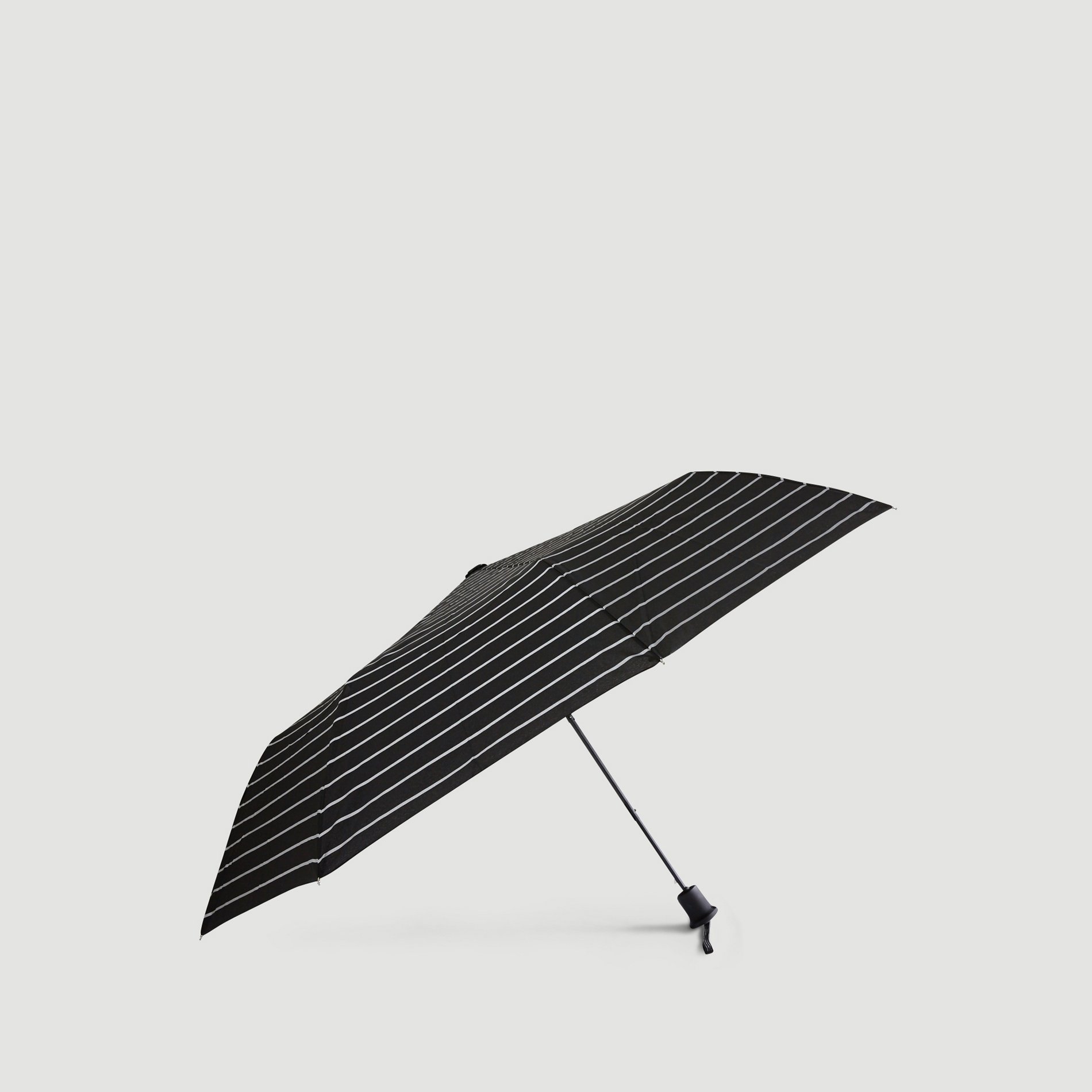 Parapluie, MONOPRIX