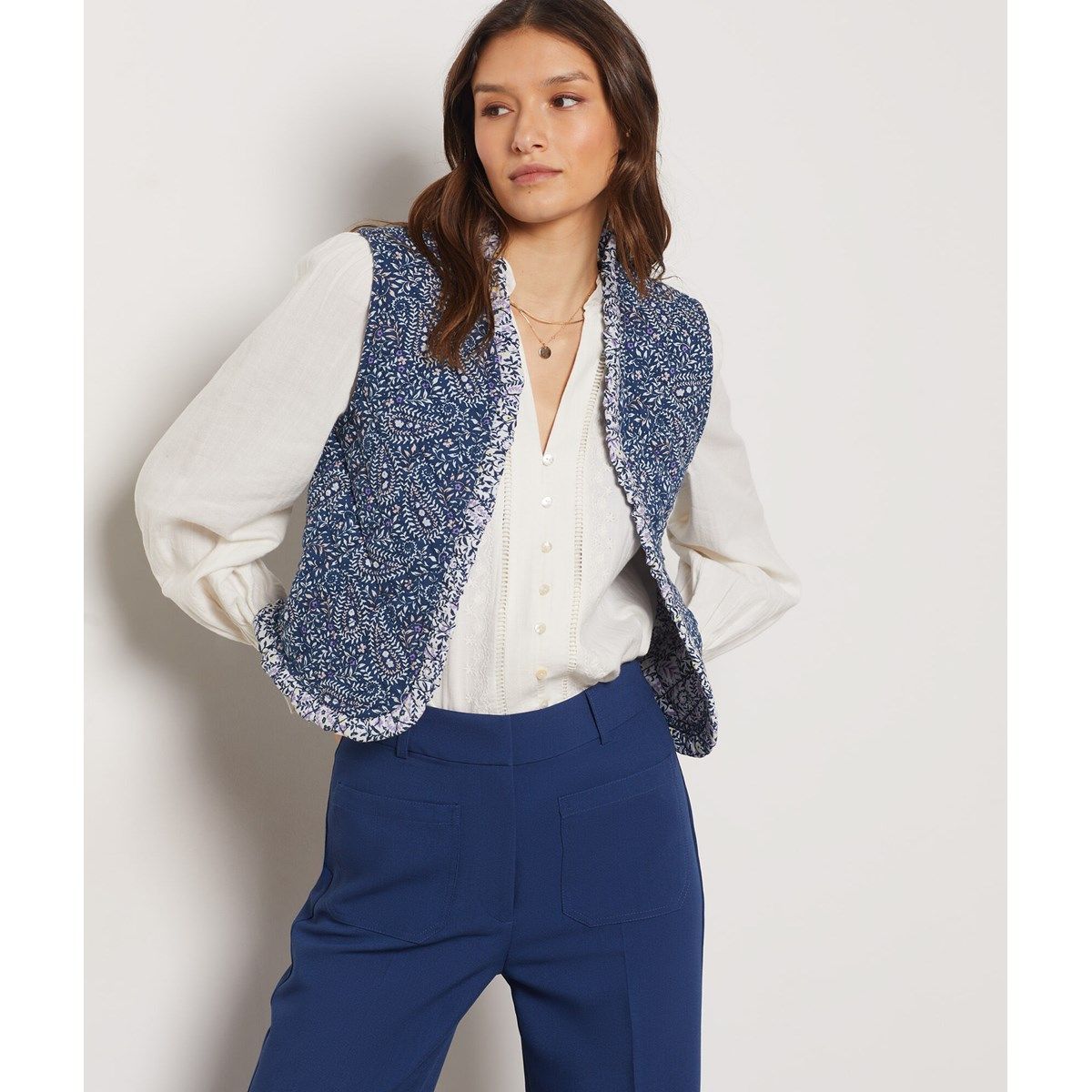 Veste Matelassée Bleu Marine - Taille S, 4 Poches, Fermeture Boutons, Occasion Très Bon état