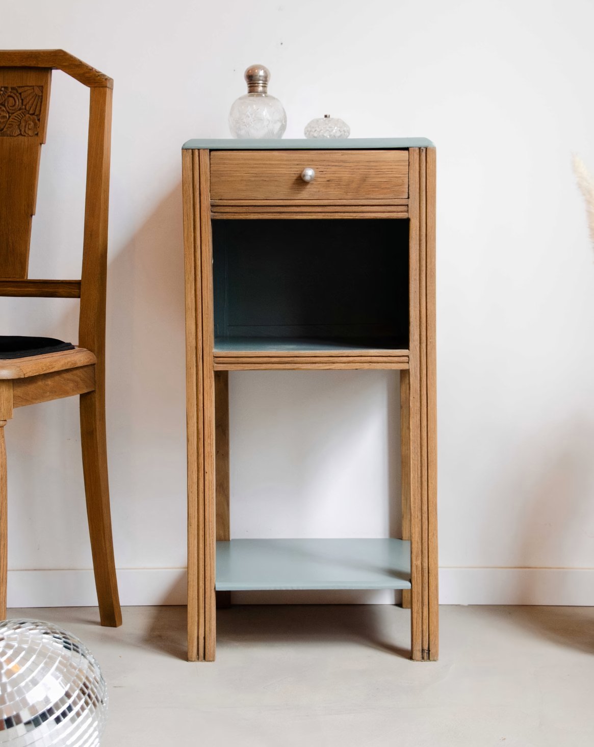 Table de chevet en bois Maïa N°1505 - Bon état, DEBONGOUT