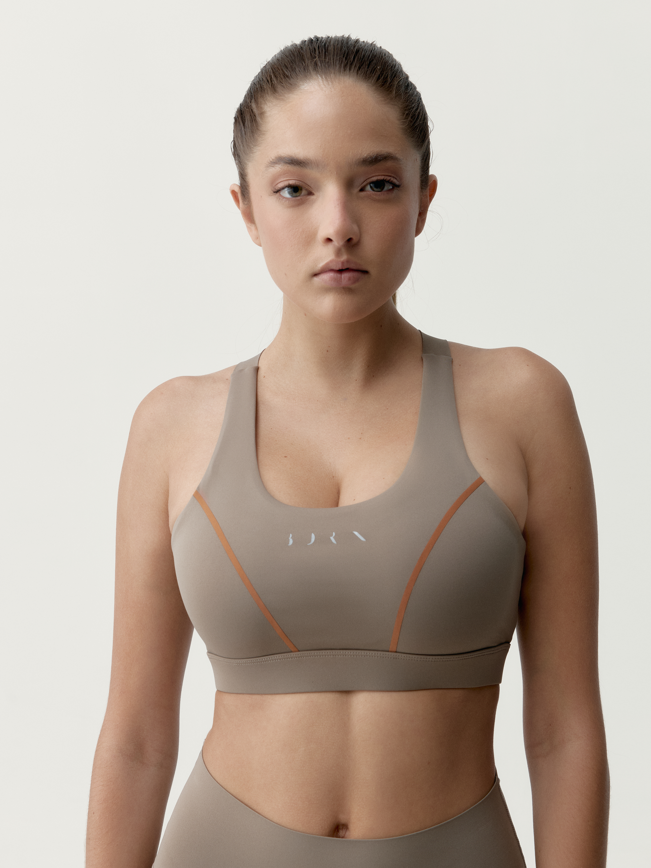 Brassière de sport femme Brone Maintien élevé détails réfléchissants, BORN