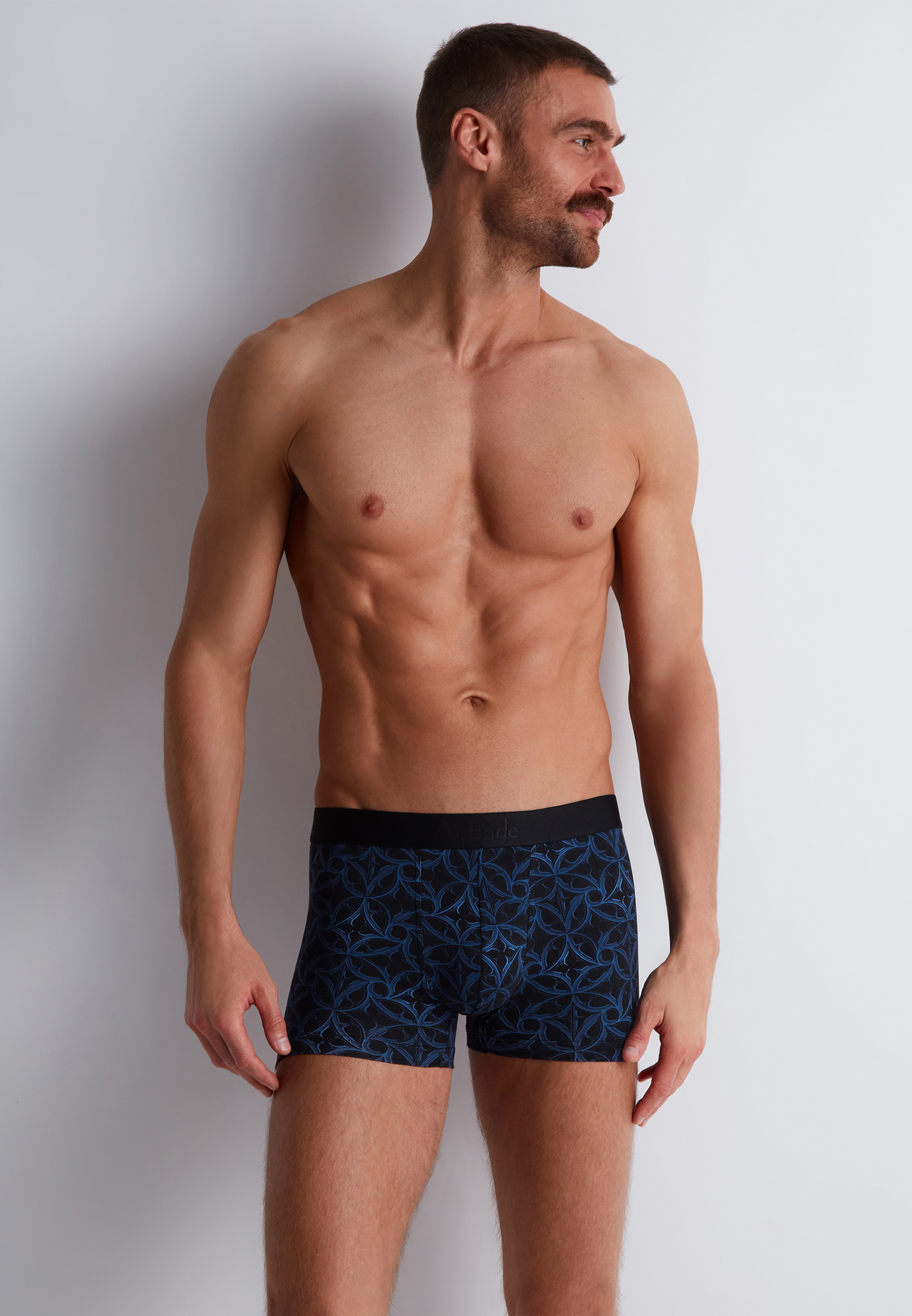 Boxer classique, AUBADE
