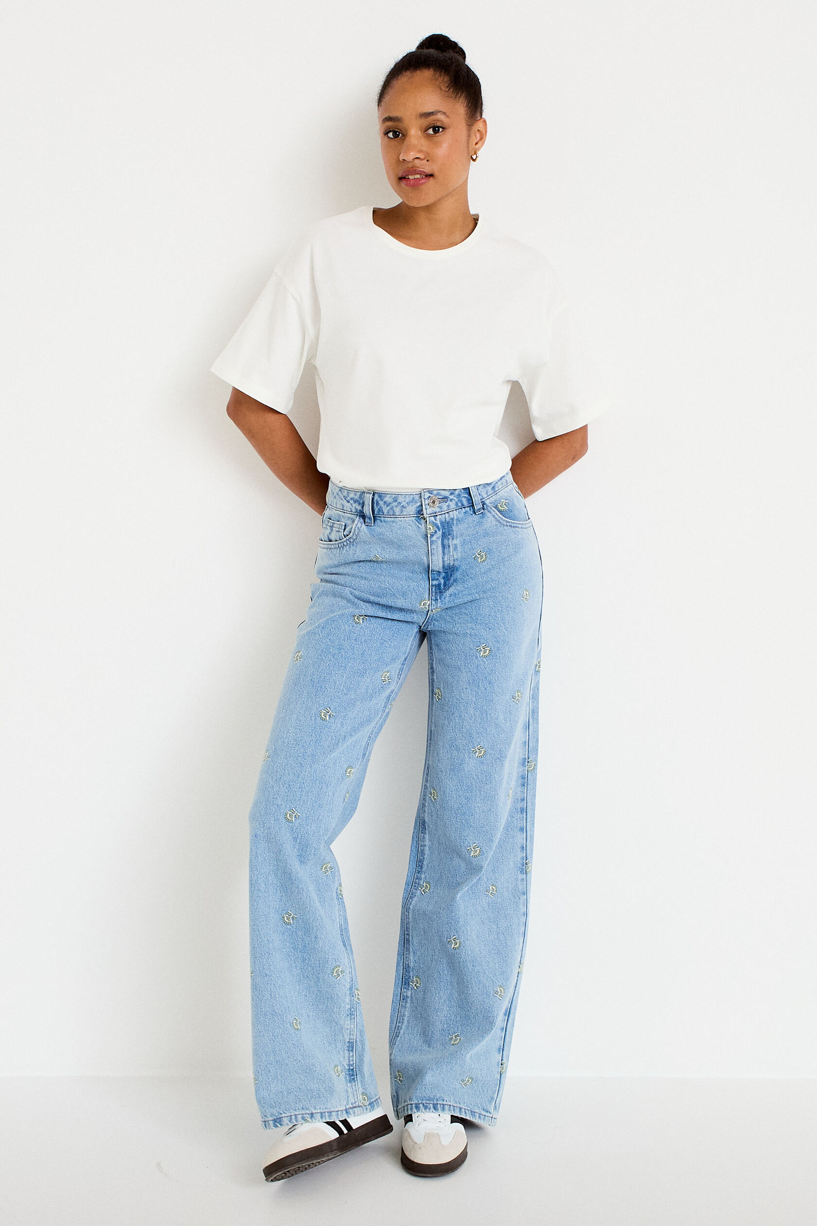 Jean wide leg taille haute brodé, CACHE CACHE