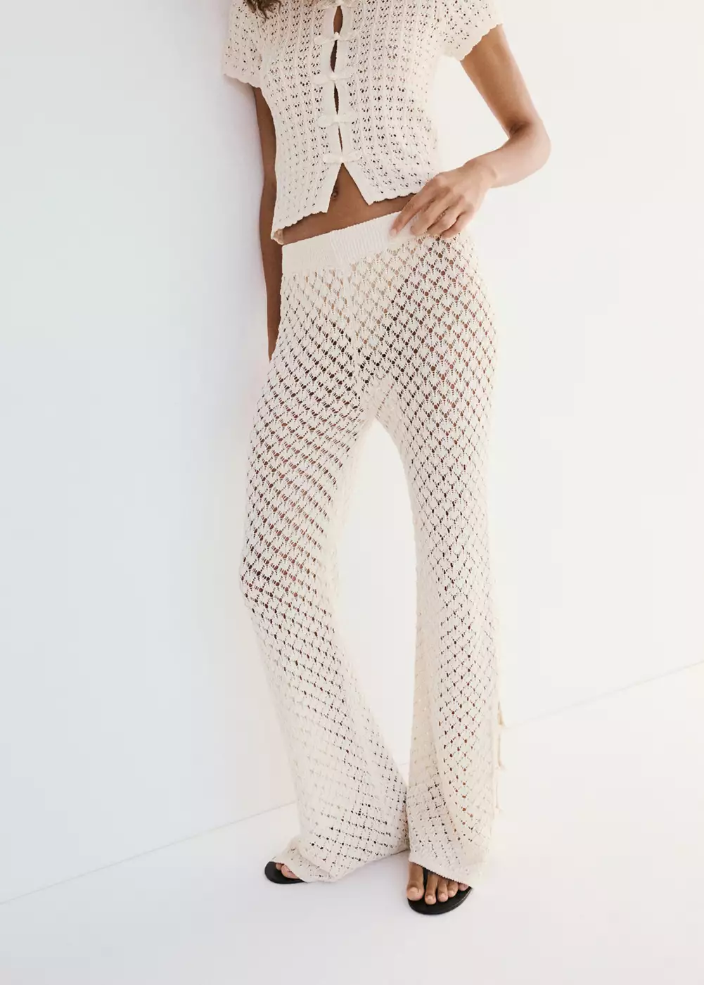 Pantalon en crochet avec ouvertures, MANGO