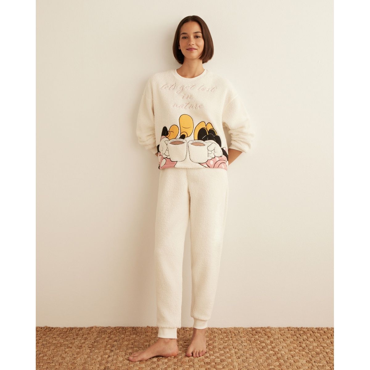 La Redoute Vêtements Sous-vêtements vêtements de nuit Pyjamas Pyjama Minnie avec fleurs 