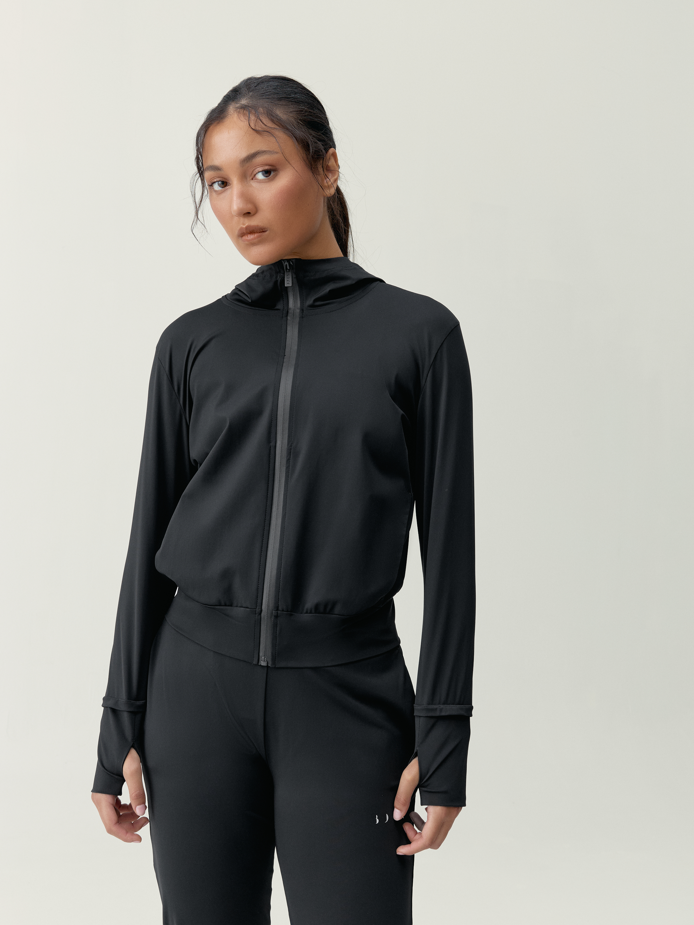 Veste de sport femme Airla À capuche avec poches, BORN