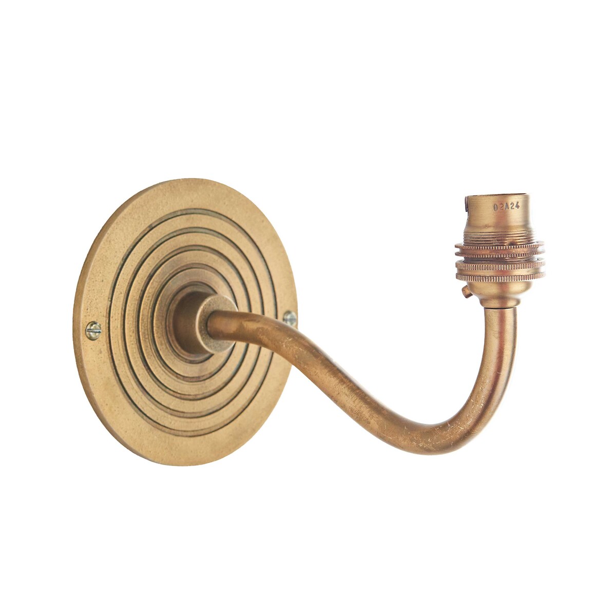 Ridge Curved Wall Light with Backing Plate, ÉDITÉ