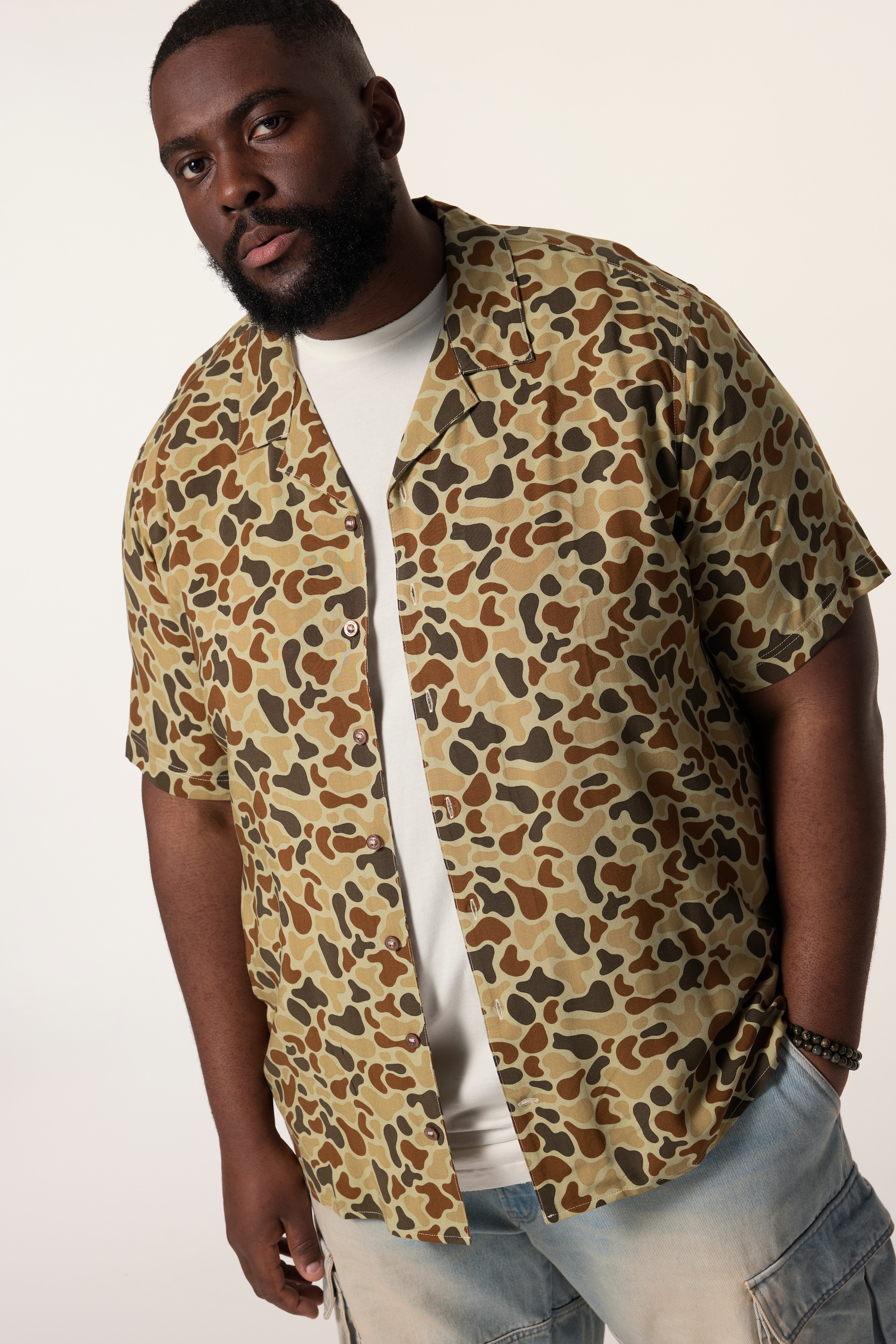 Chemise, STHUGE