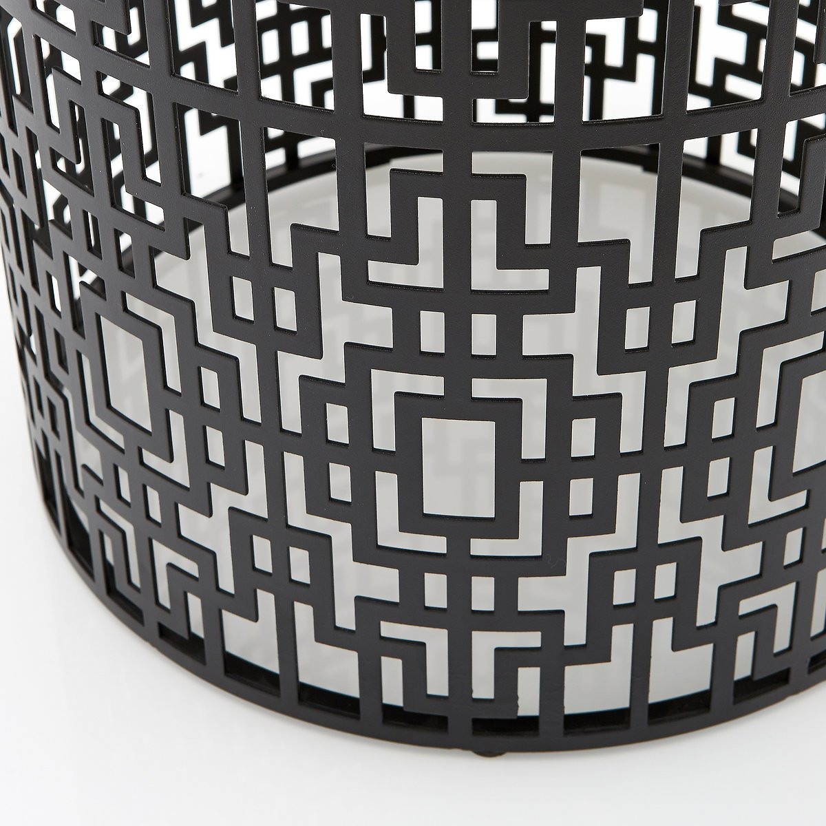 Product photograph of Gueishi Openwork Metal Side Table from La Redoute UK