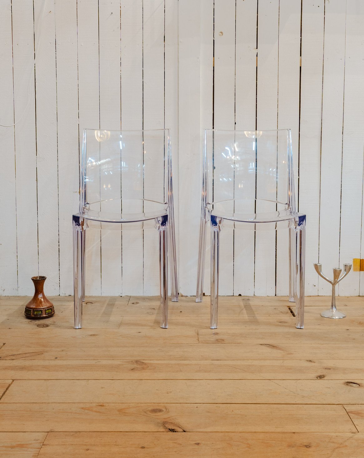 Paire de chaises transparentes Alma N°2148 - Bon état, DEBONGOUT