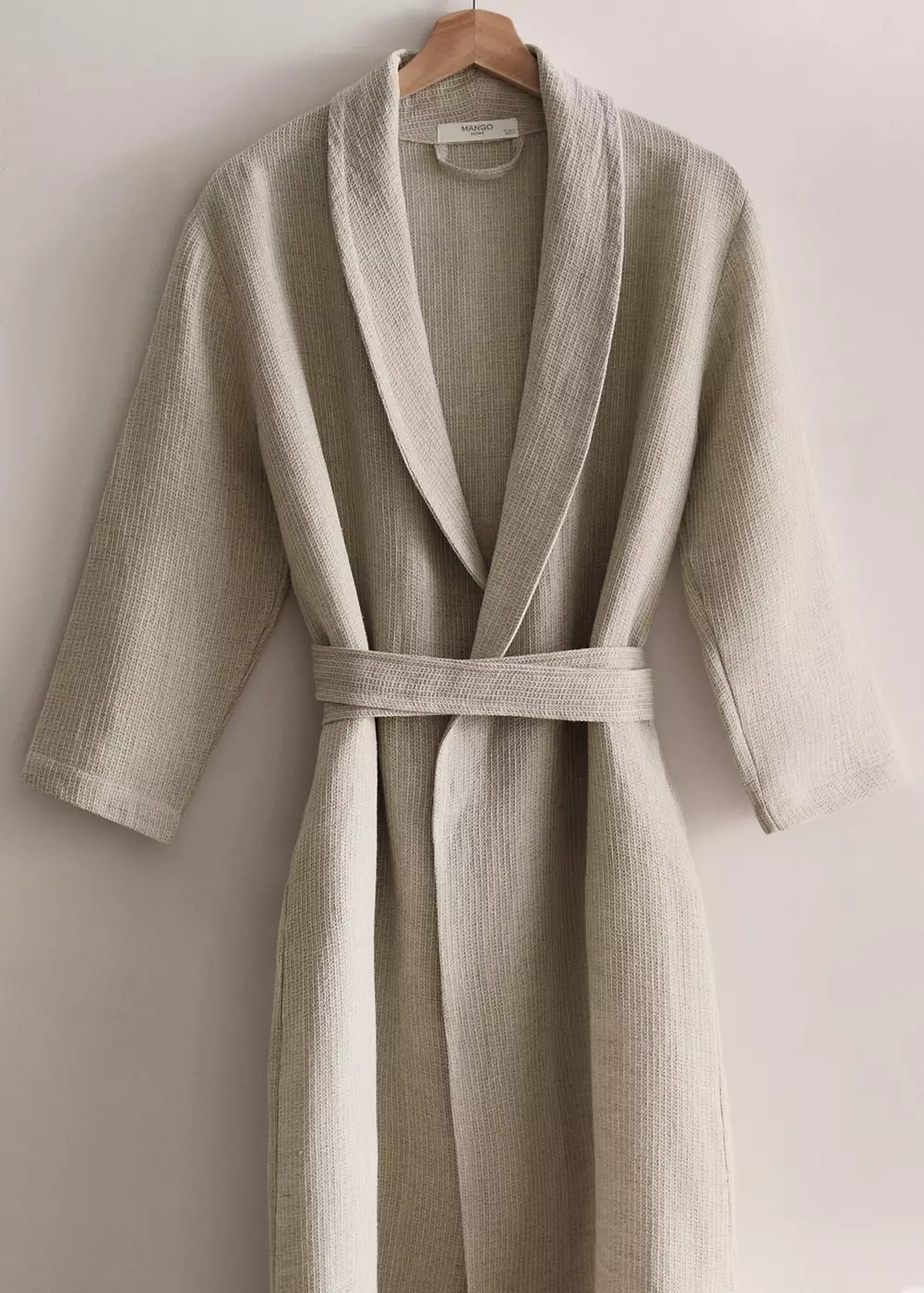 Peignoir en coton et lin à mini tissage gaufré, MANGO HOME