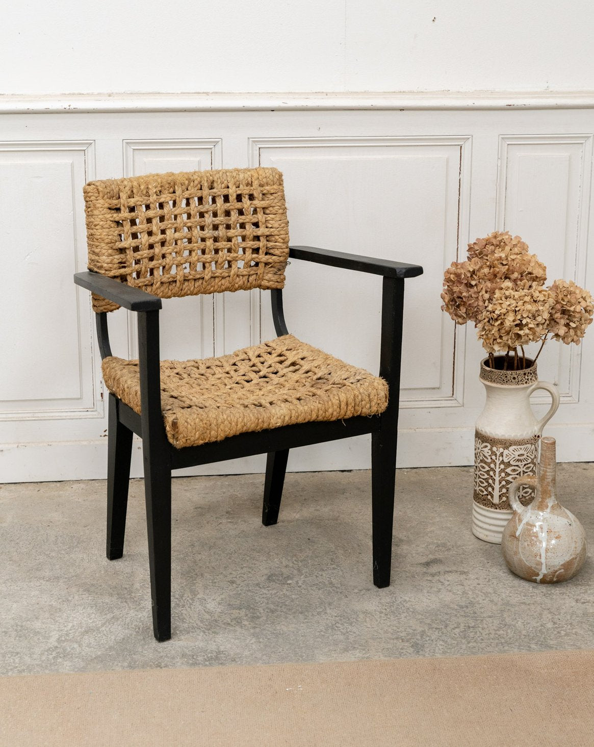 Fauteuil Audoux Minet en hêtre et corde tressée Ernest N°1053 - Bon état, DEBONGOUT