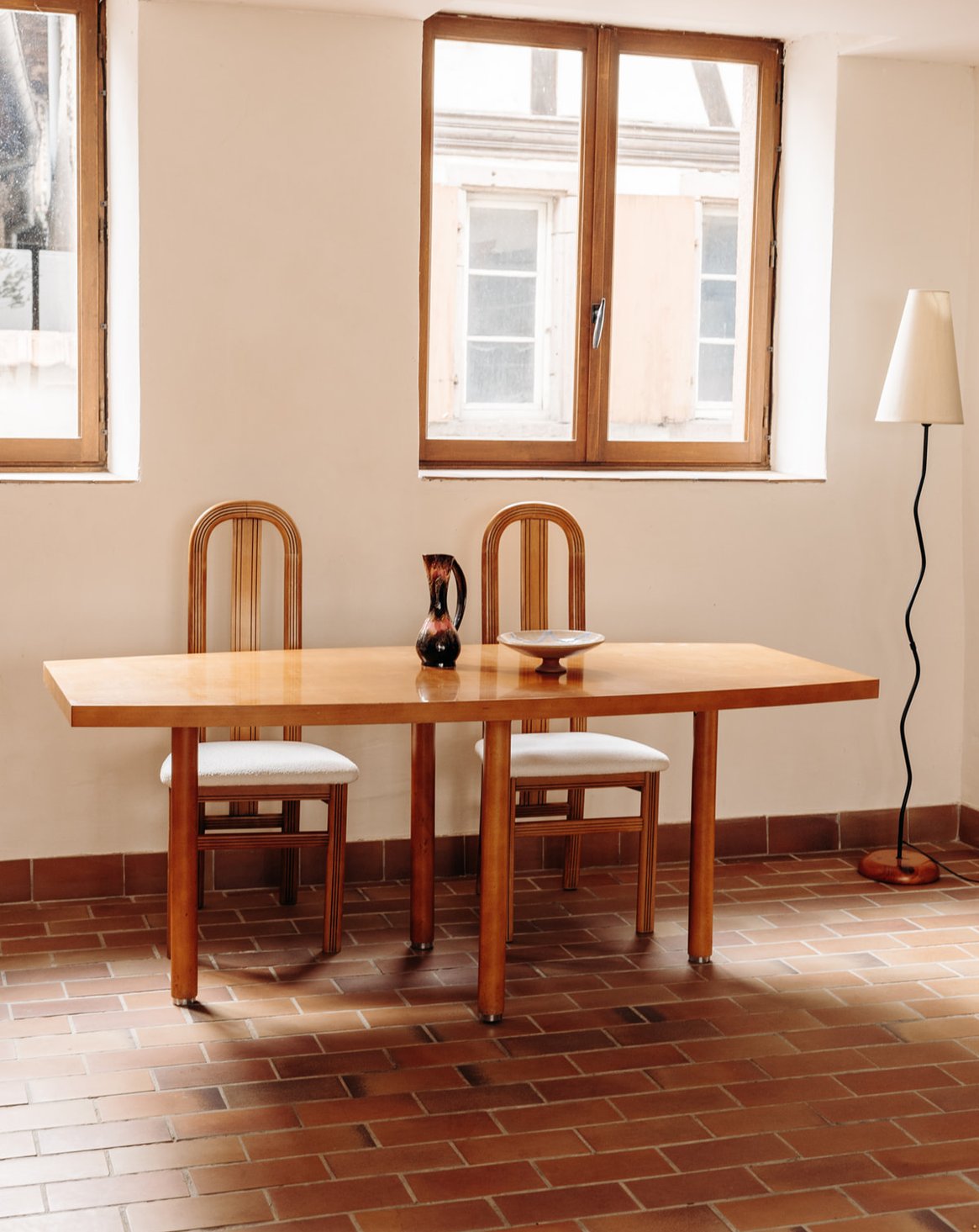 Table à manger en bois Karla N°107 - Bon état, DEBONGOUT