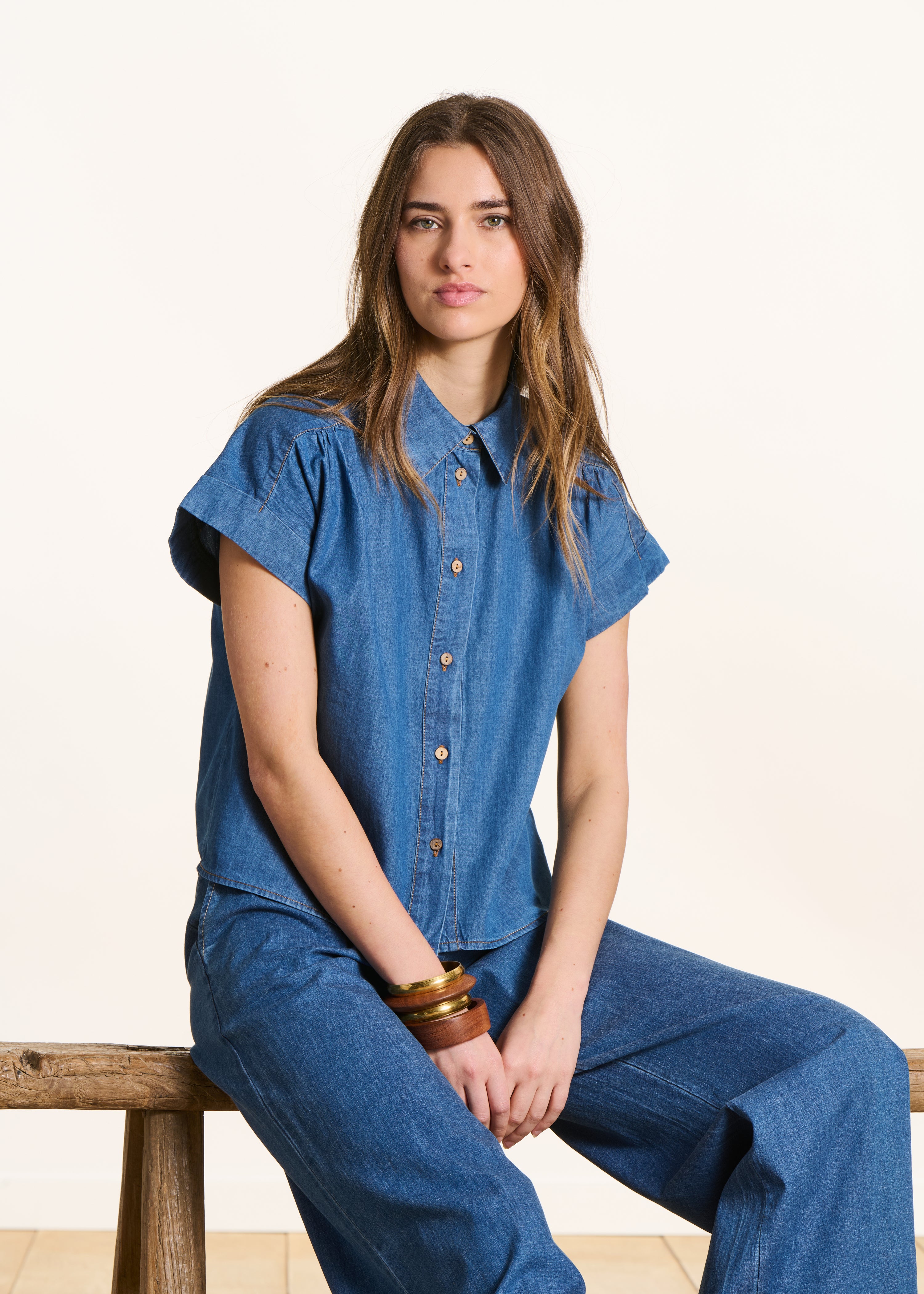 Chemise courte en jean souple manches courtes, LA FEE MARABOUTEE