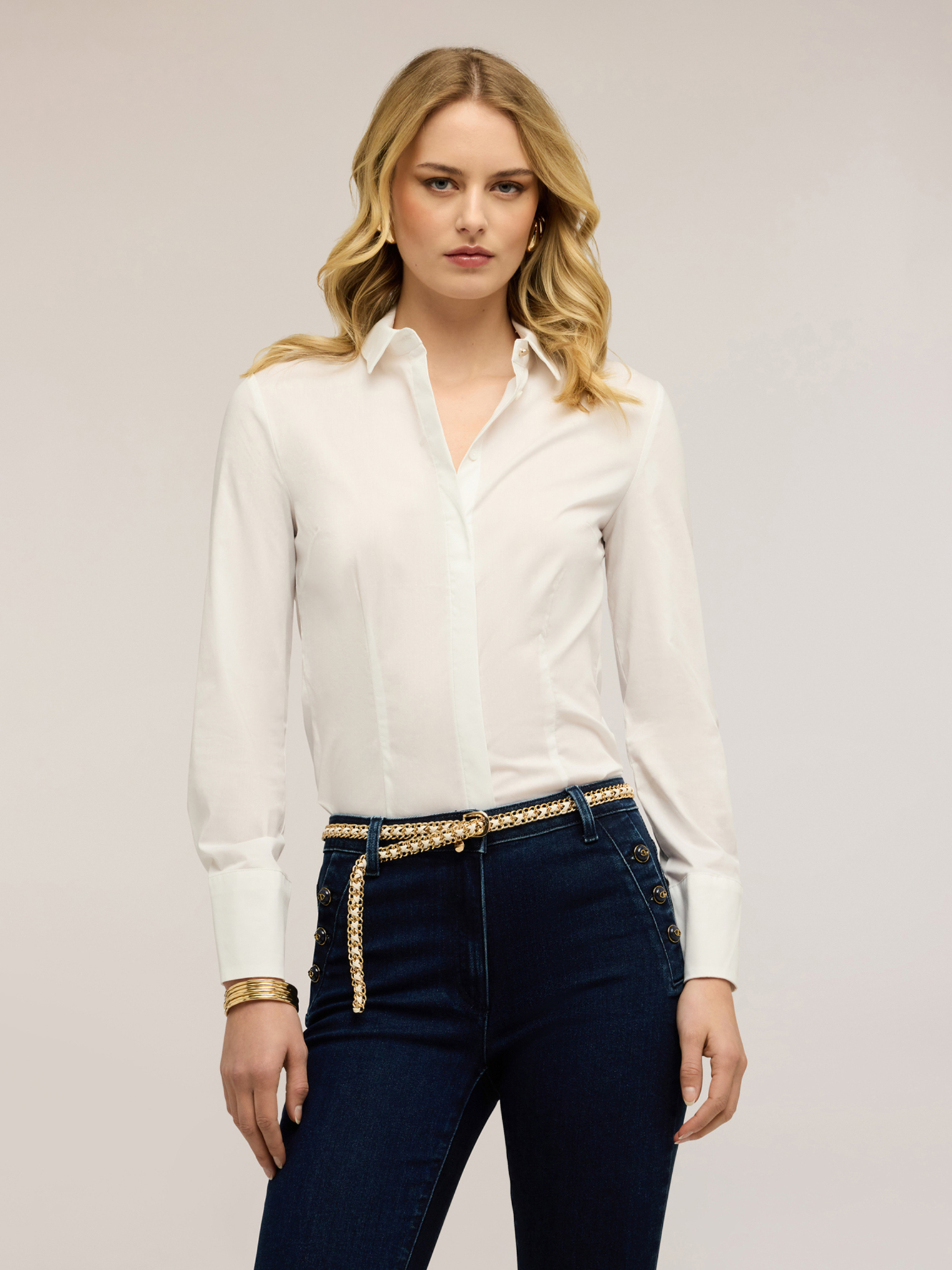 Chemise en popeline, MOTIVI