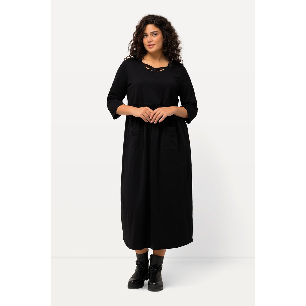 Robe best sale décolleté rond