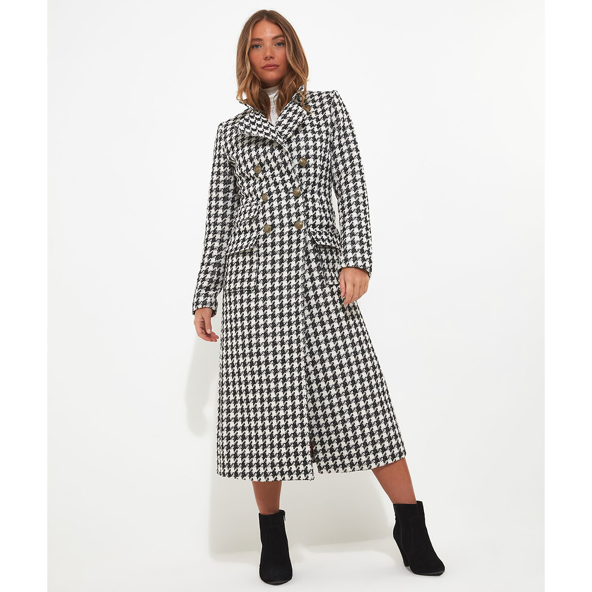 Long black and white coat hotsell