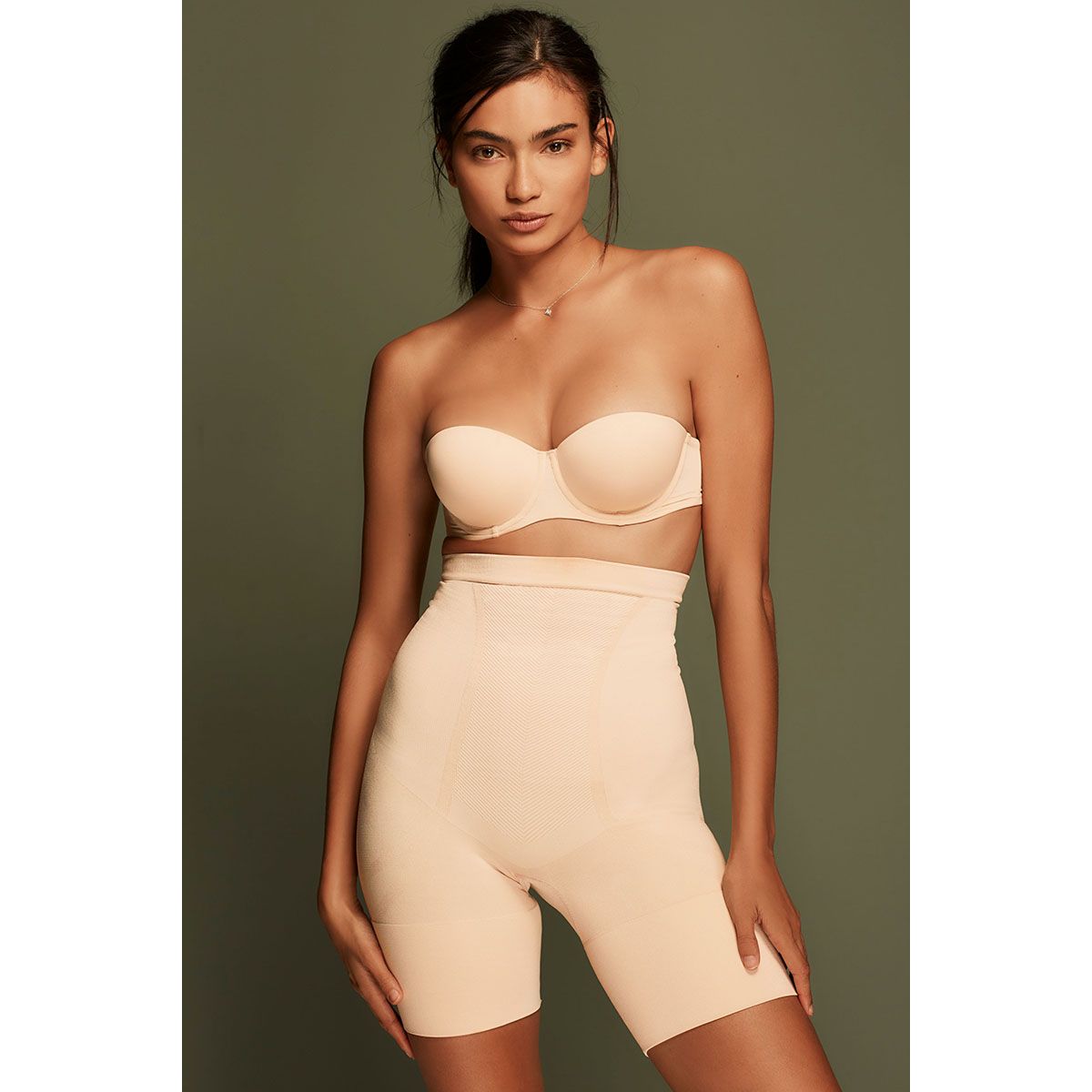 Culotte longue raffermissante et gainante au niveau des cuisses