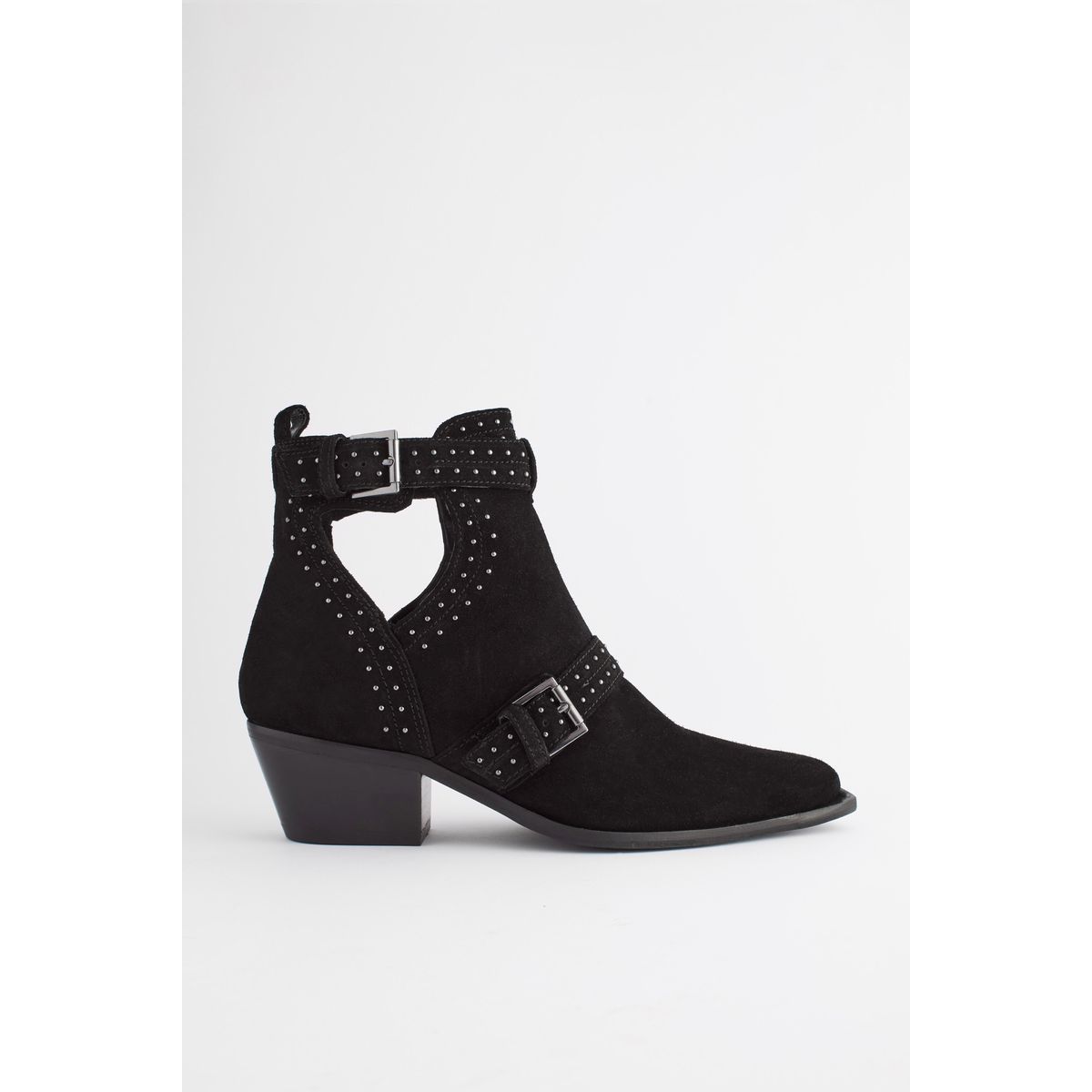 Bottines avec on sale boucles et clous