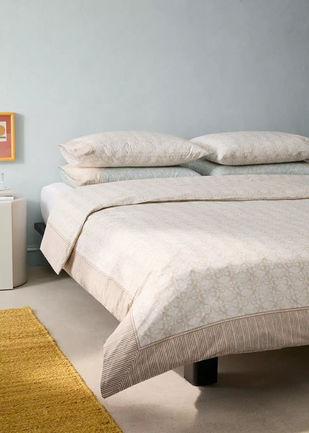 Housse de couette en coton avec bordure florale Lit 135/140 cm, MANGO HOME
