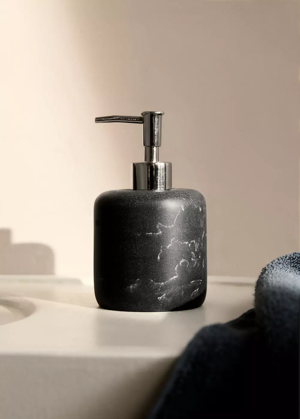 Distributeur effet marbre, MANGO HOME