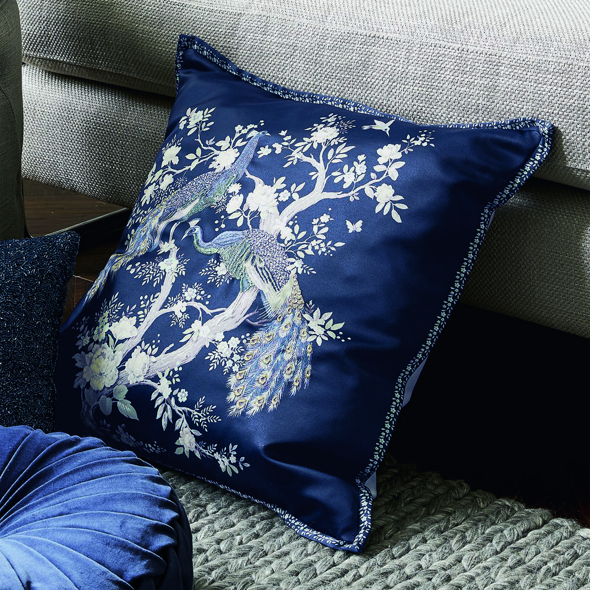 Coussin fleuri Belvedere, LAURA ASHLEY